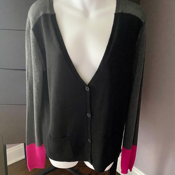 RDI Colorblock V-Neck Button Front Sweater Cardi M EUC - Picture 4 of 7